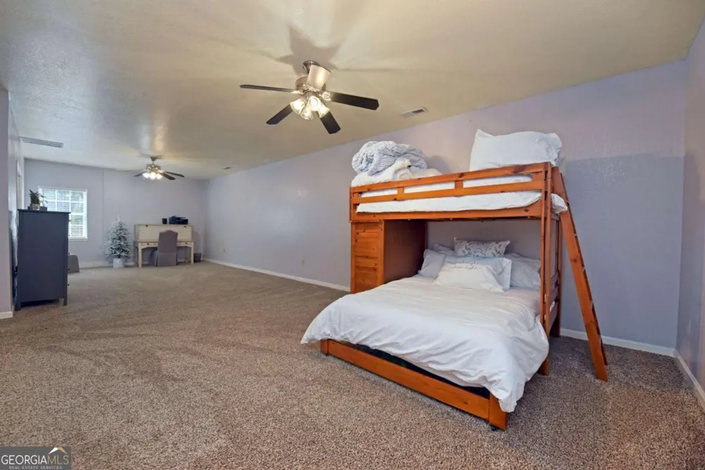 1512 Smithfield LN Young Harris, GA 30582
