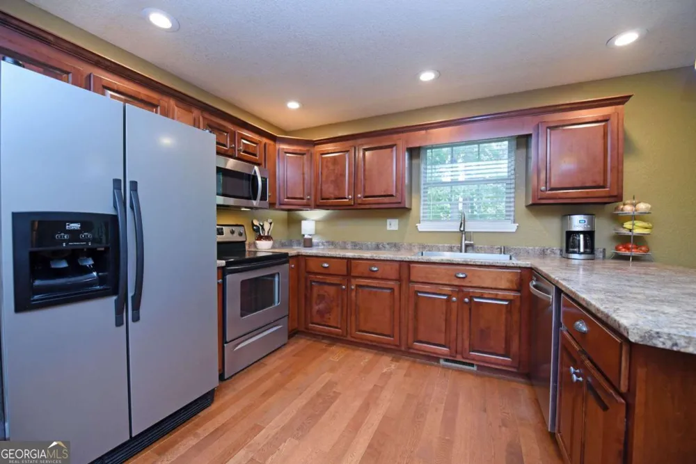 1512 Smithfield LN Young Harris, GA 30582