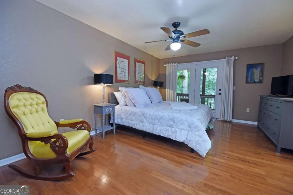 1512 Smithfield LN Young Harris, GA 30582