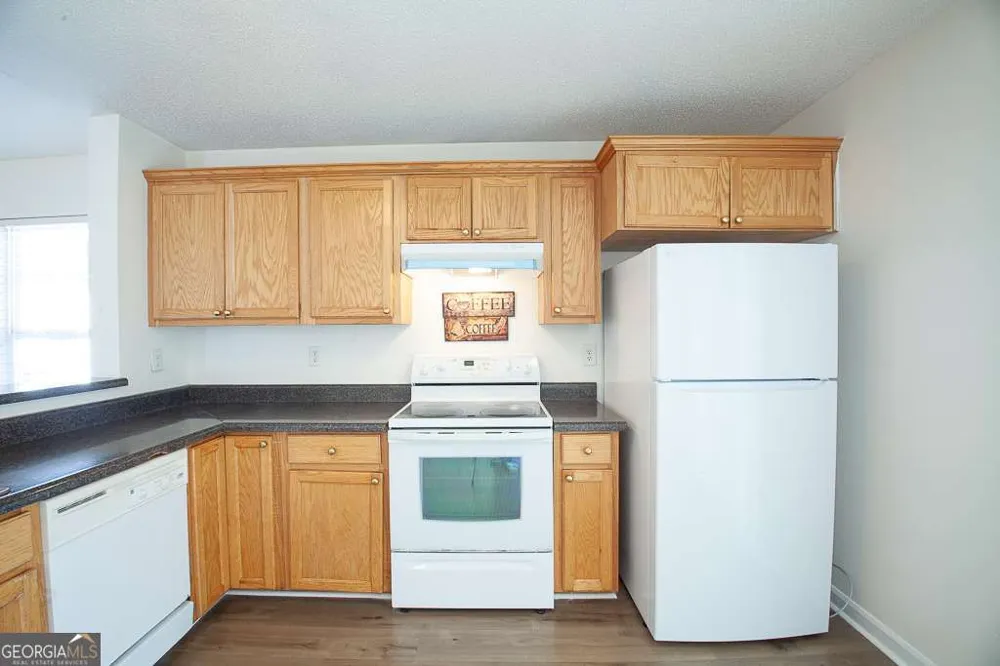 511 Circle DR Calhoun, GA 30701