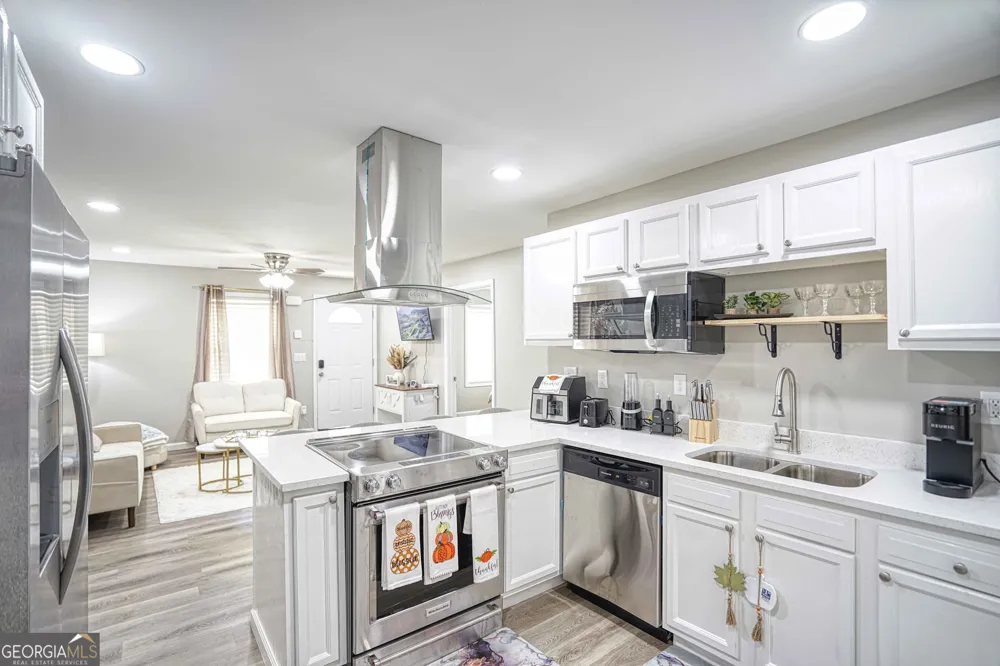 1827 Dunlap AVE East Point, GA 30344