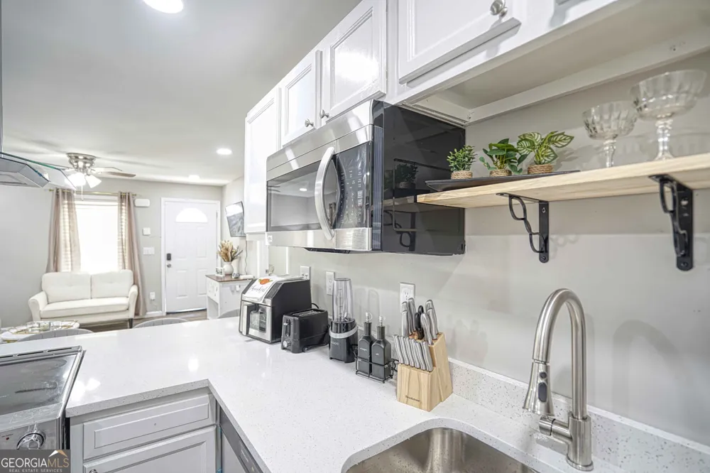1827 Dunlap AVE East Point, GA 30344