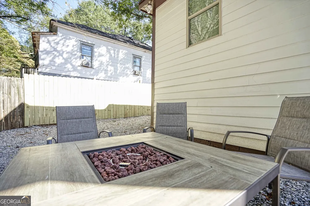 1827 Dunlap AVE East Point, GA 30344