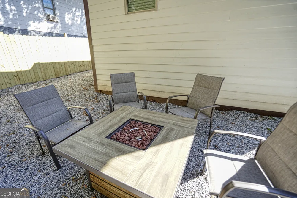 1827 Dunlap AVE East Point, GA 30344