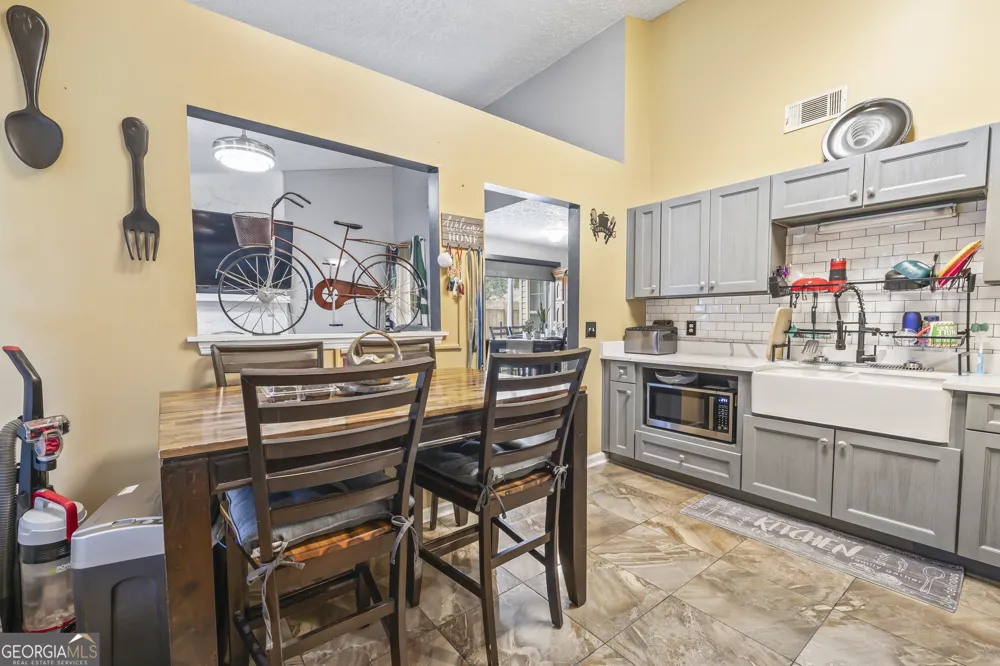 56 Quail Forest DR Savannah, GA 31419