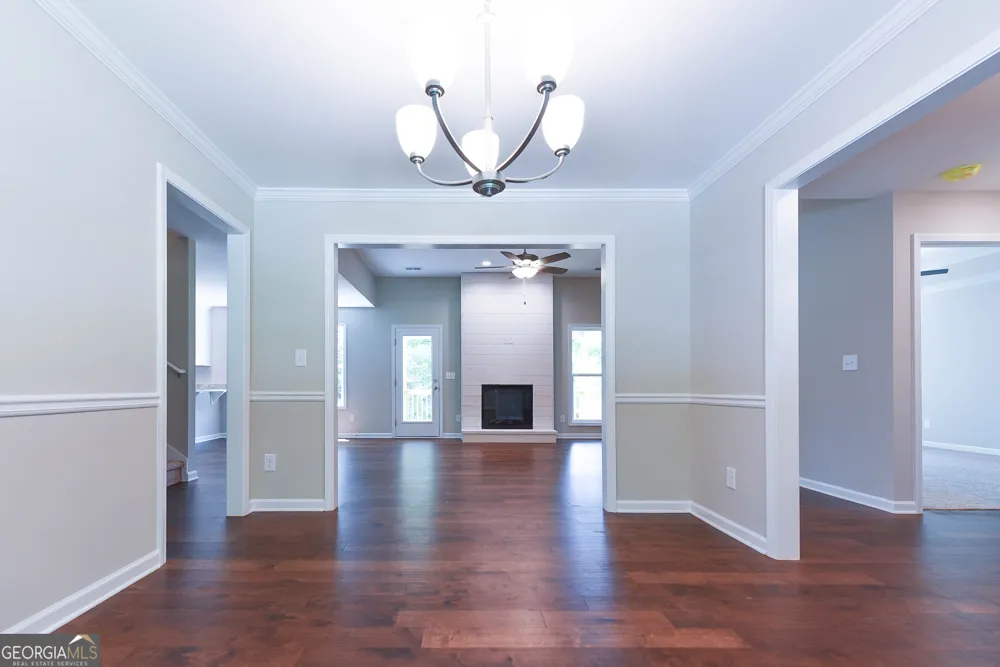 110 Fuller CT Grantville, GA 30220