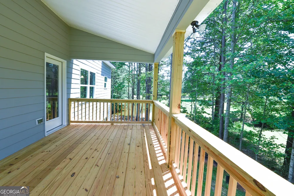 110 Fuller CT Grantville, GA 30220