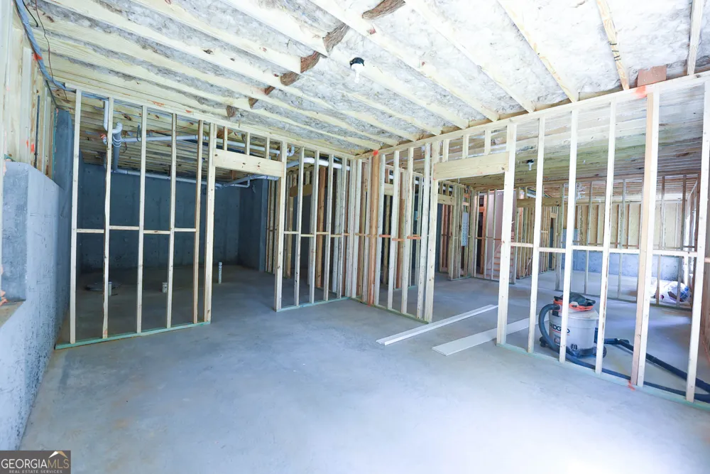 110 Fuller CT Grantville, GA 30220