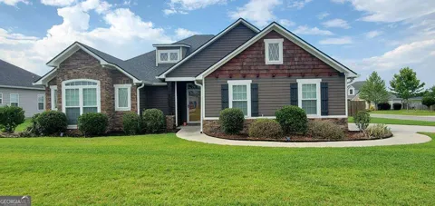 4077 Mckenzie LN