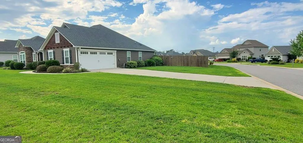4077 Mckenzie LN Valdosta, GA 31605