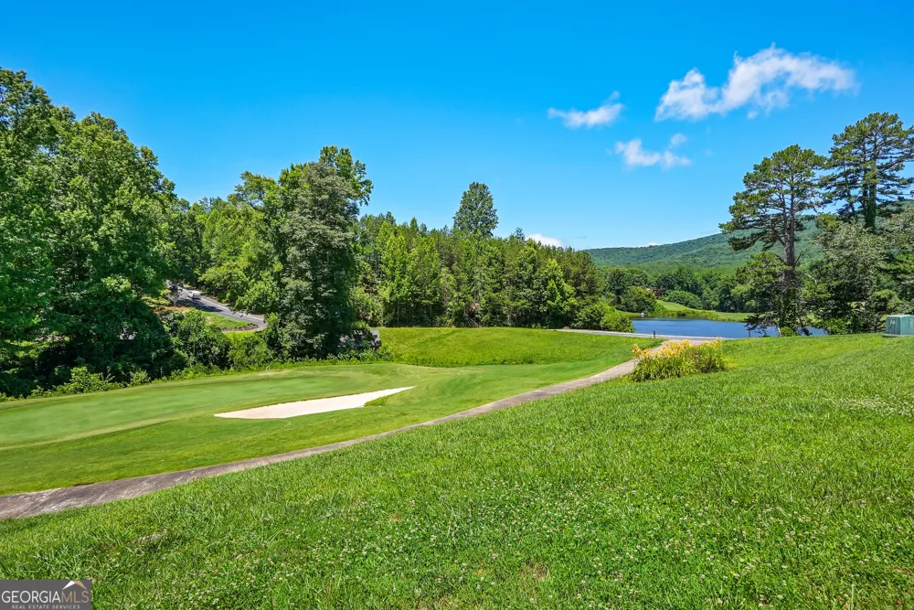501 Granny Smith Circle Clarkesville, GA 30523