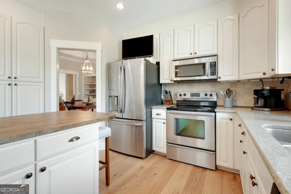 501 Granny Smith Circle Clarkesville, GA 30523
