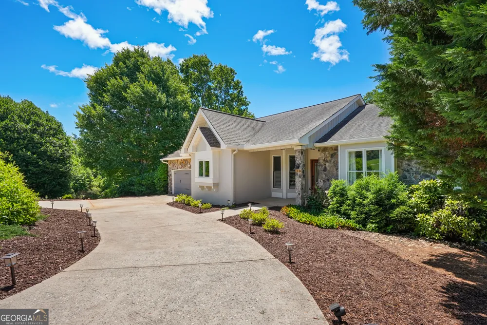 501 Granny Smith Circle Clarkesville, GA 30523