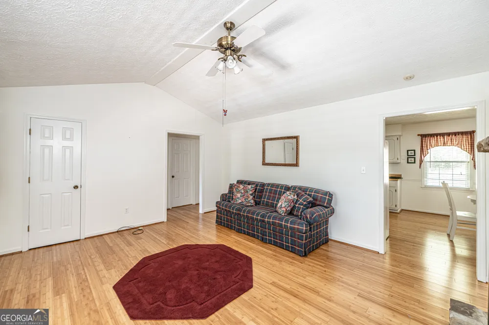 36 Ramblewood DR SE Silver Creek, GA 30173