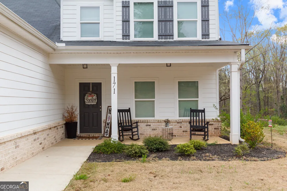 171 Strickland LOOP Forsyth, GA 31029