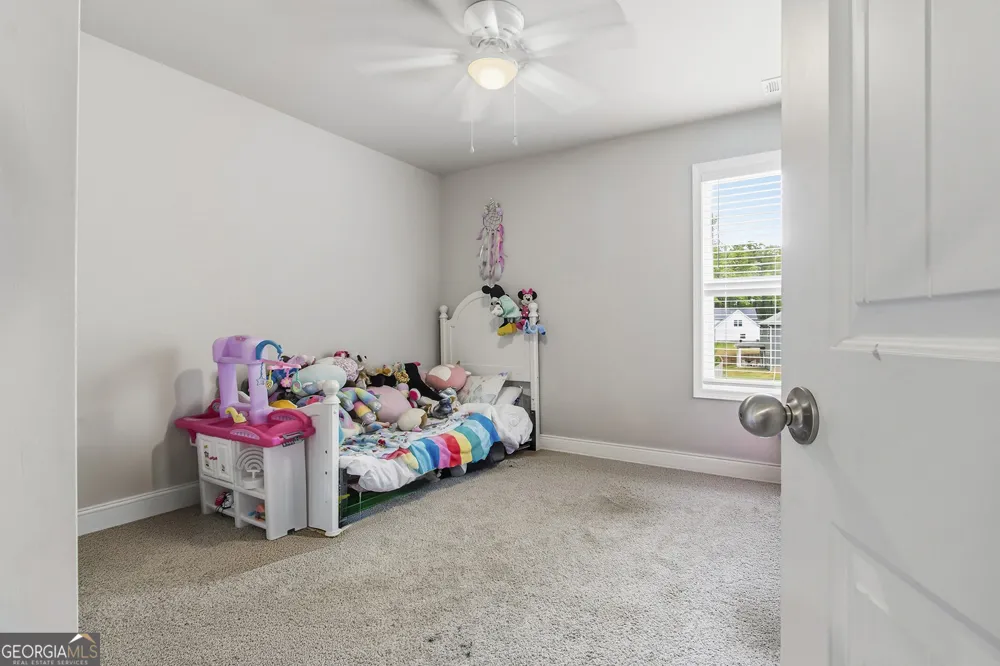171 Strickland LOOP Forsyth, GA 31029