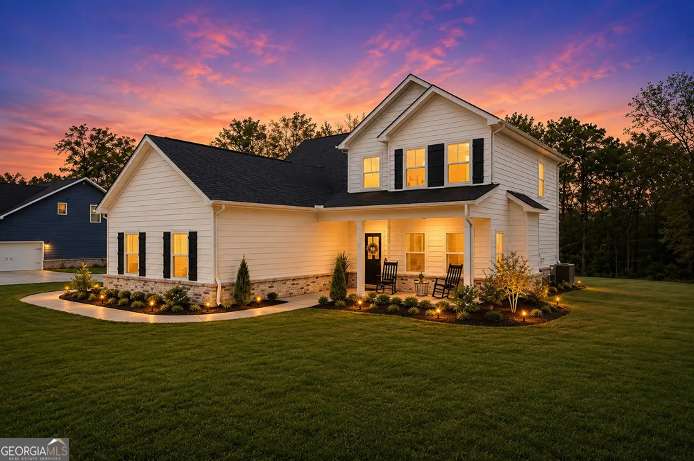 171 Strickland LOOP Forsyth, GA 31029