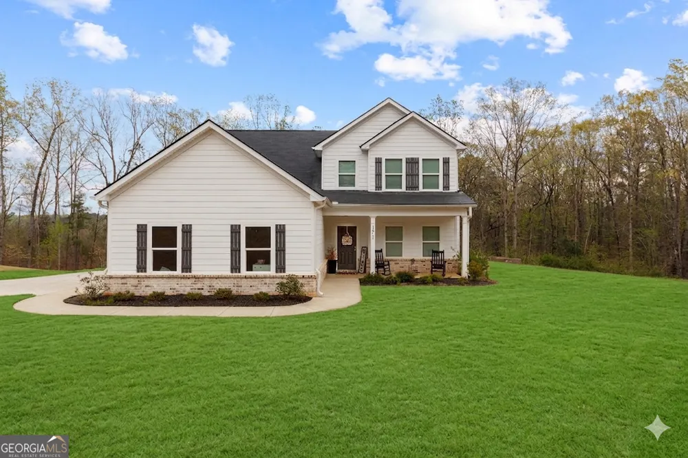 171 Strickland LOOP Forsyth, GA 31029