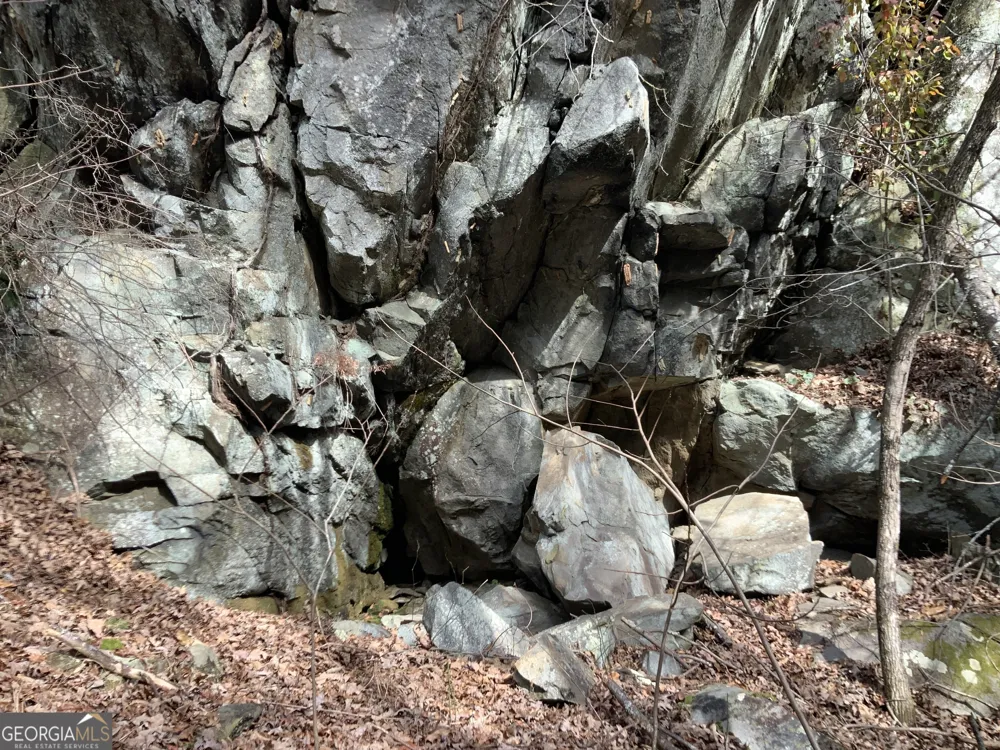 0 FIGHTINGTOWN CREEK McCaysville, GA 30555