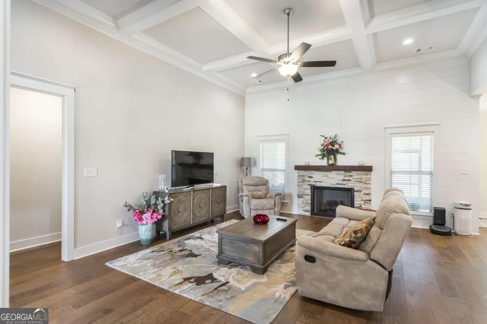 104 Gracetree WAY Kathleen, GA 31047