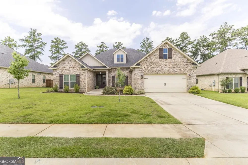 104 Gracetree WAY Kathleen, GA 31047