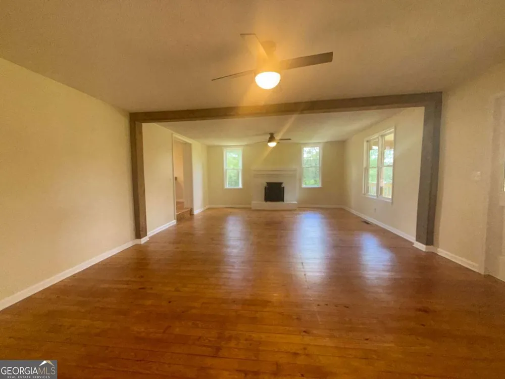571 Autry RD SW Plainville, GA 30733