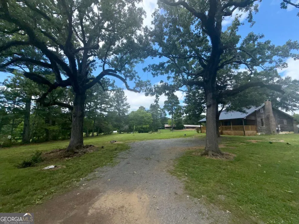 571 Autry RD SW Plainville, GA 30733