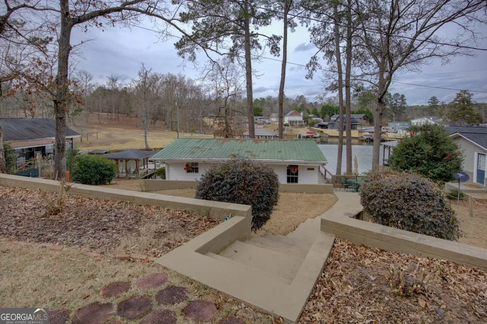 141 Andrea CIR Jackson, GA 30233