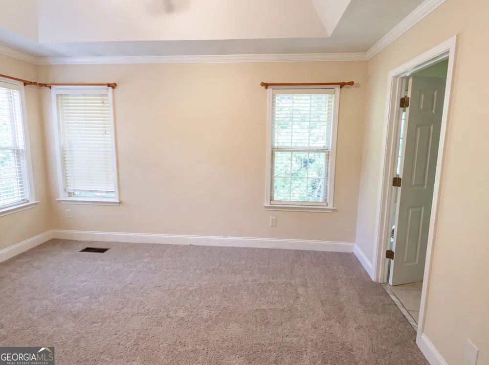 144 Mims DR Calhoun, GA 30701