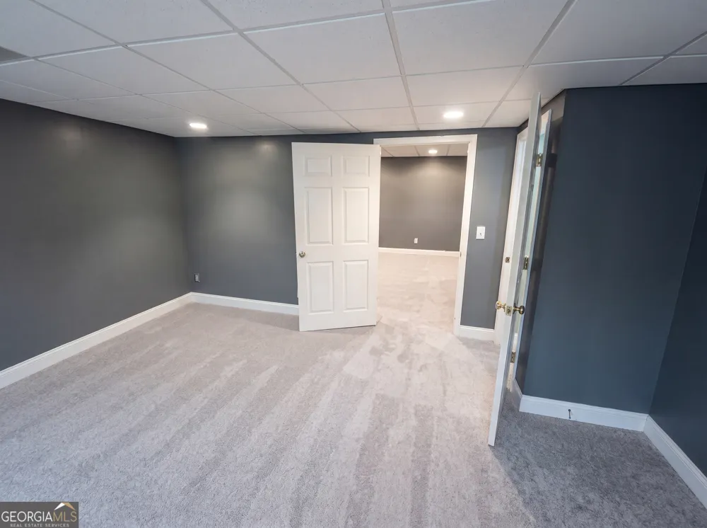144 Mims DR Calhoun, GA 30701