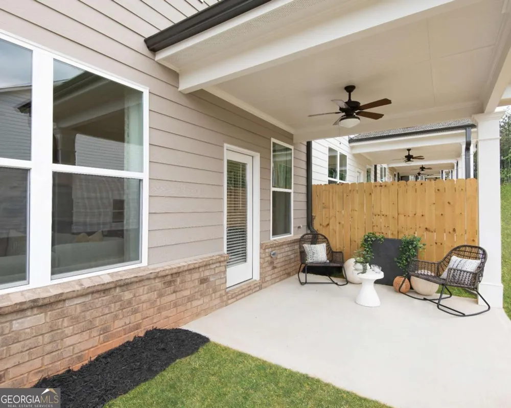 6009 Silverbell DR Flowery Branch, GA 30542