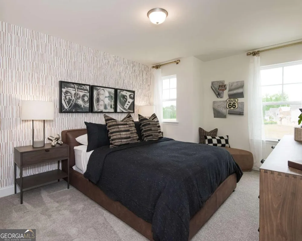 6009 Silverbell DR Flowery Branch, GA 30542