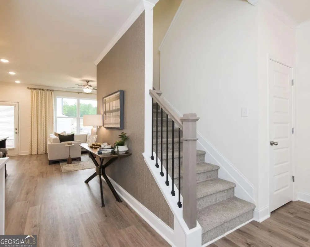 6009 Silverbell DR Flowery Branch, GA 30542