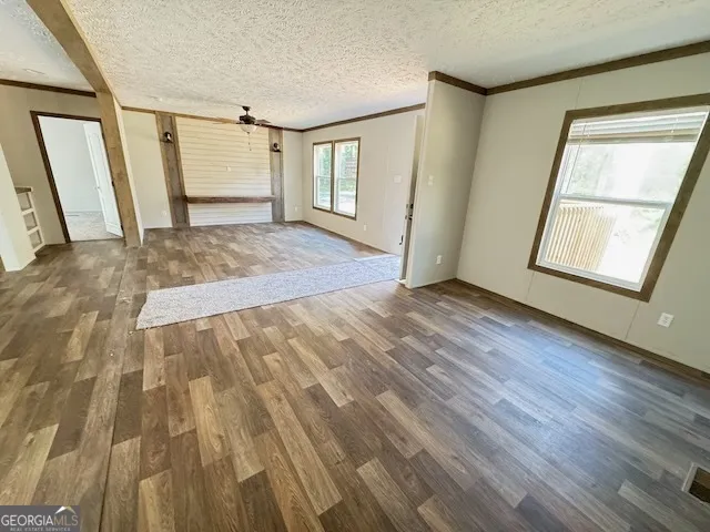 219 Maddron RD Crandall, GA 30711
