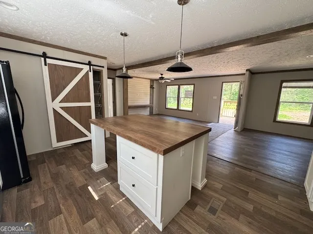 219 Maddron RD Crandall, GA 30711
