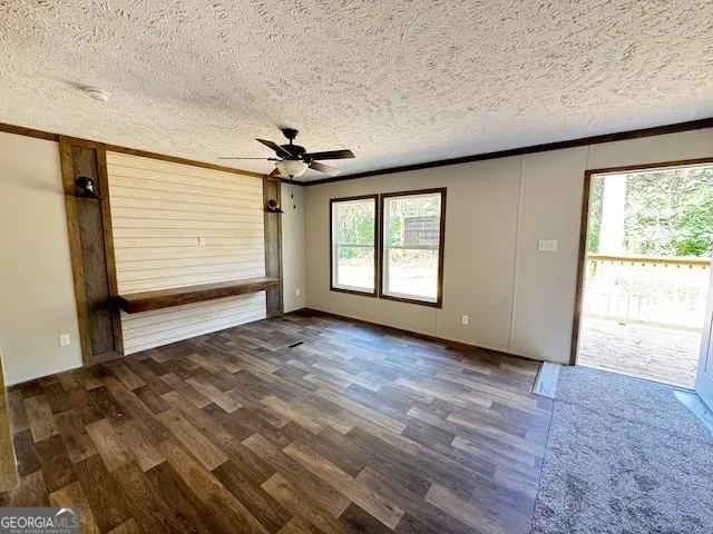 219 Maddron RD Crandall, GA 30711