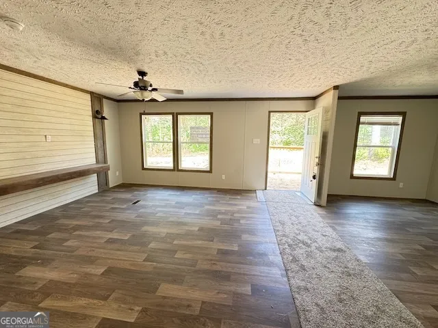 219 Maddron RD Crandall, GA 30711