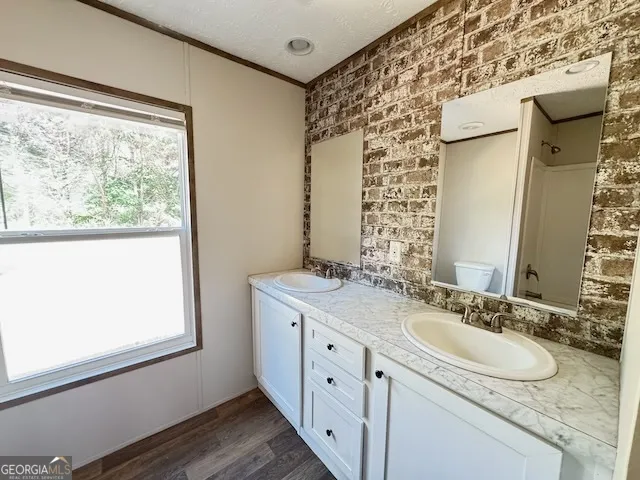 219 Maddron RD Crandall, GA 30711