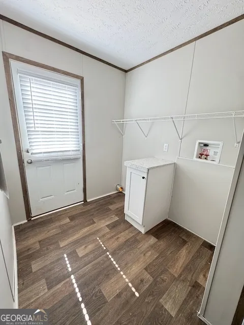 219 Maddron RD Crandall, GA 30711