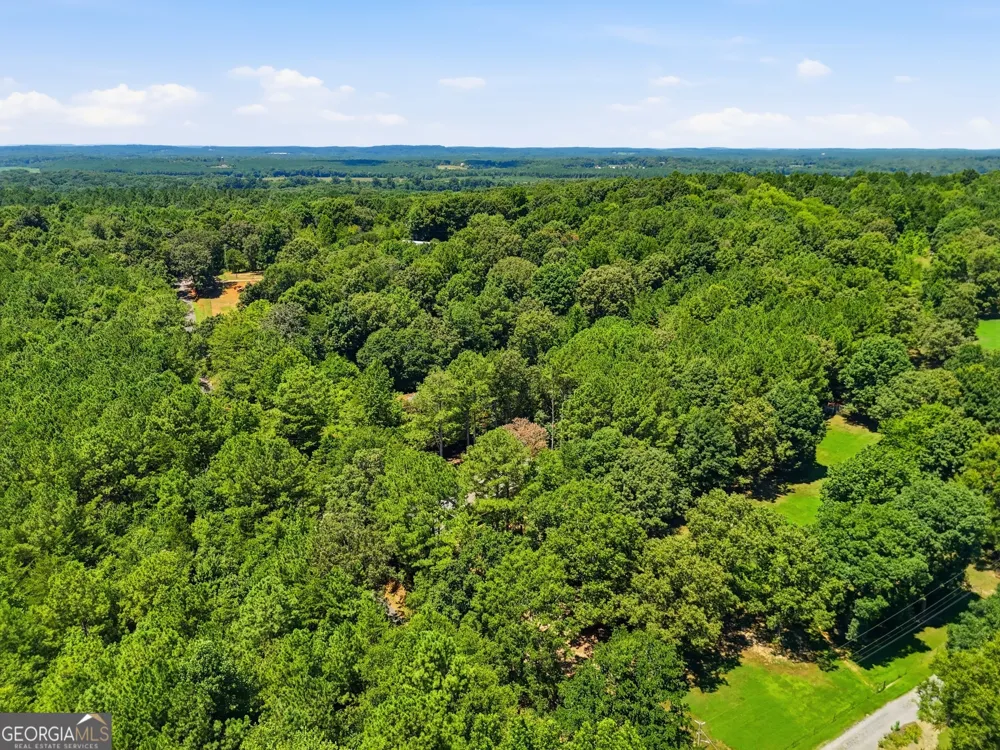 219 Maddron RD Crandall, GA 30711