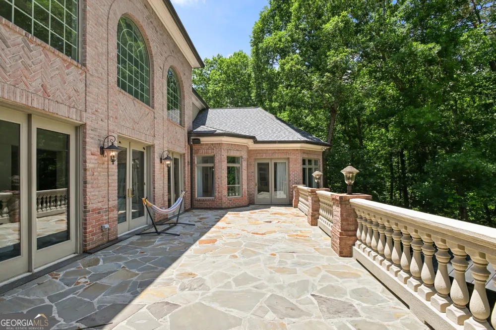 1680 Riverside RD Roswell, GA 30076