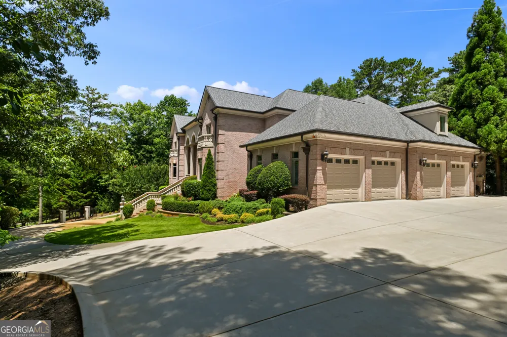 1680 Riverside RD Roswell, GA 30076