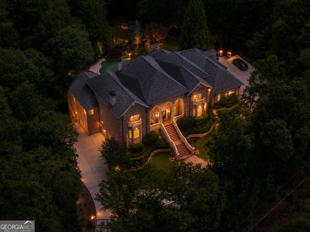 1680 Riverside RD Roswell, GA 30076