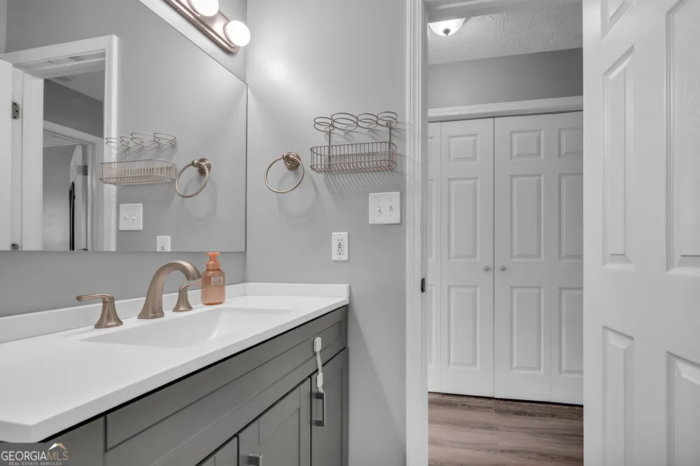 1188 Bert Moorhead RD Canon, GA 30520