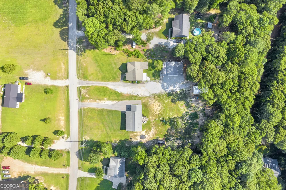 1188 Bert Moorhead RD Canon, GA 30520