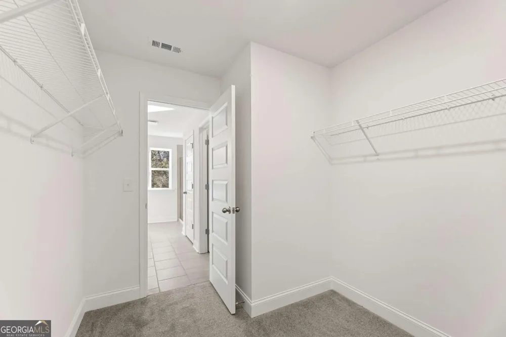 6013 Silverbell DR Flowery Branch, GA 30542