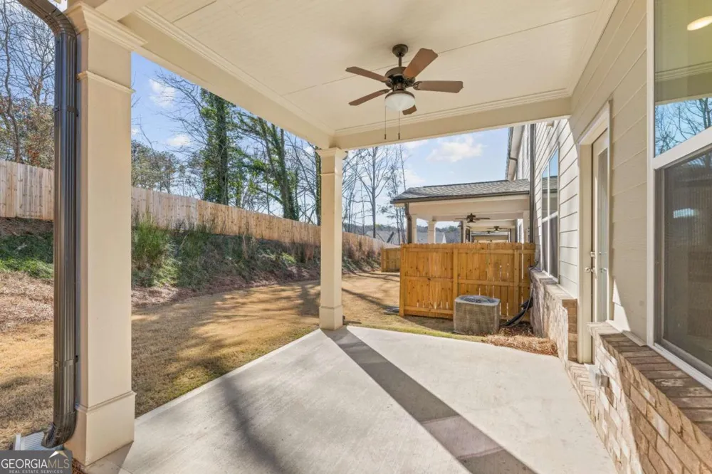 6013 Silverbell DR Flowery Branch, GA 30542
