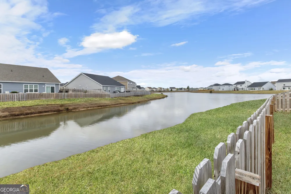 258 Lakepointe DR Savannah, GA 31407