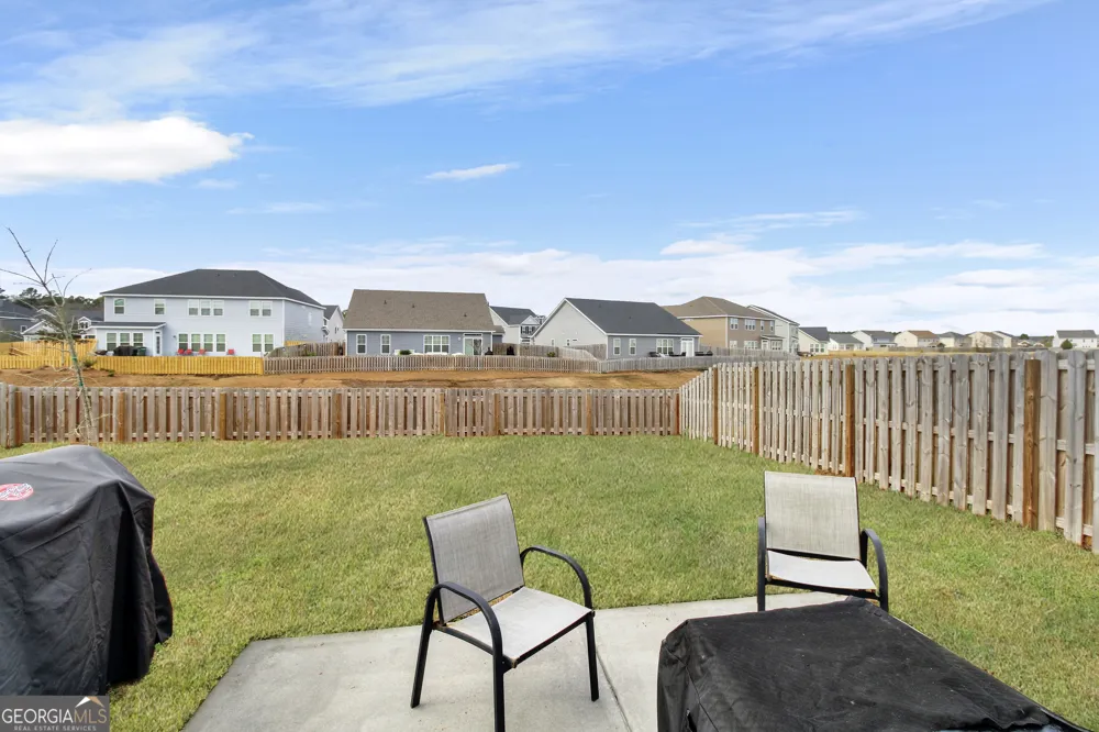 258 Lakepointe DR Savannah, GA 31407