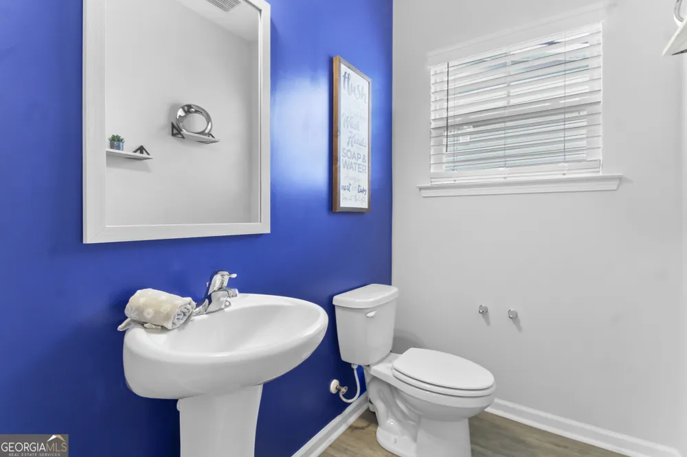 258 Lakepointe DR Savannah, GA 31407